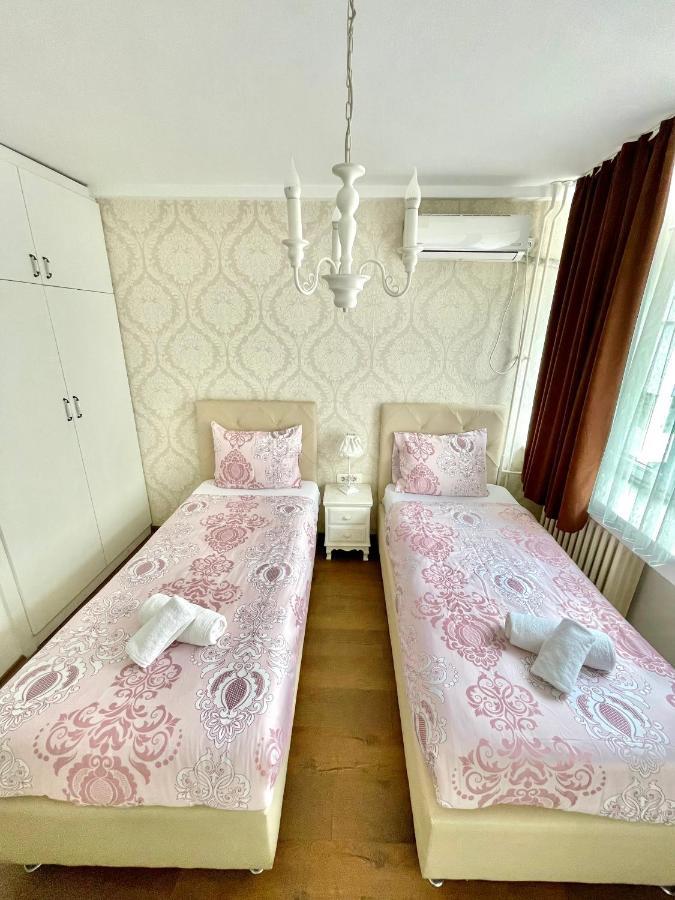 Mother Teresa Apartment Skopje Esterno foto